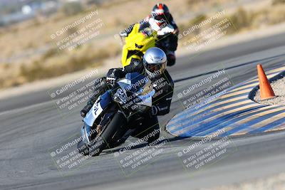 media/Jan-09-2022-SoCal Trackdays (Sun) [[2b1fec8404]]/Turn 11 (935am)/